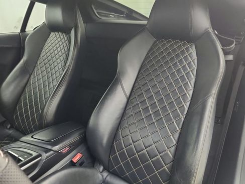 Used 2017 Audi R8 V10 AWD/4WD image 31