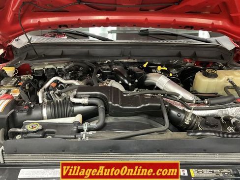 Used 2016 Ford F350 XLT w/ XLT Premium Package image 47