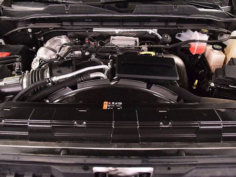 Used 2023 Chevrolet Silverado 3500 LT image 33