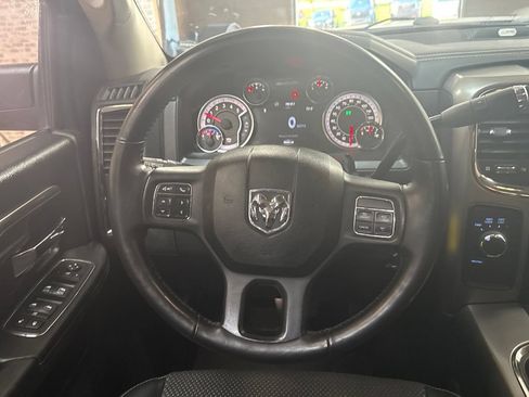 Used 2018 RAM 2500 Big Horn w/ Sport Appearance Group AWD/4WD image 18