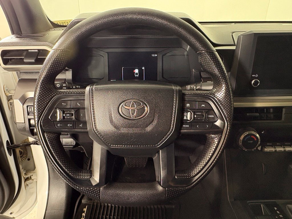 Used 2024 Toyota Tacoma SR5 AWD/4WD image 22