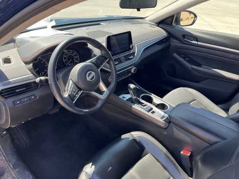 Used 2023 Nissan Altima 2.5 SR AWD/4WD image 12