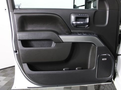 Used 2016 Chevrolet Silverado 2500 LTZ w/ Duramax Plus Package image 15