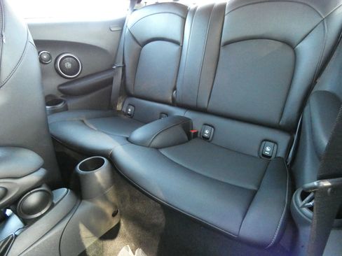 Used 2015 MINI Cooper S image 48