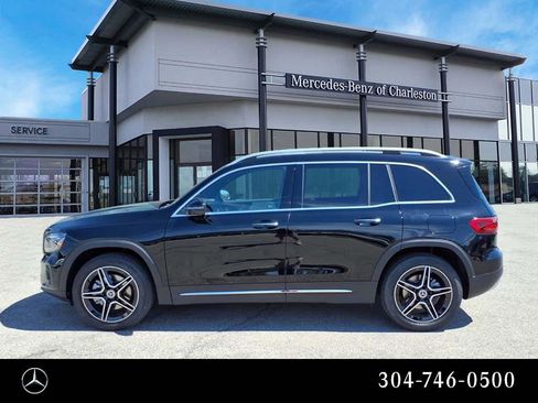New 2026 Mercedes-Benz GLB 250 4MATIC image 6
