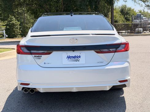 Used 2025 Toyota Camry XSE FWD image 11