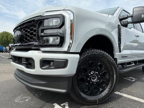 New 2026 Ford F250 XLT w/ XLT Premium Package AWD/4WD image 35