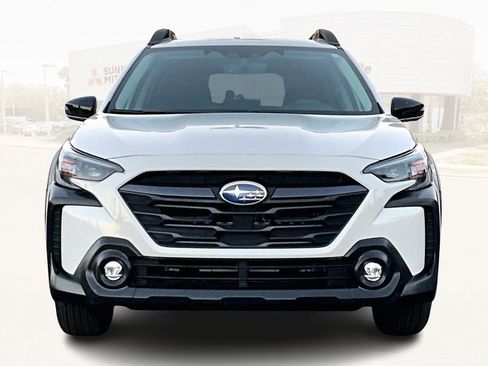 Used 2024 Subaru Outback Premium image 2