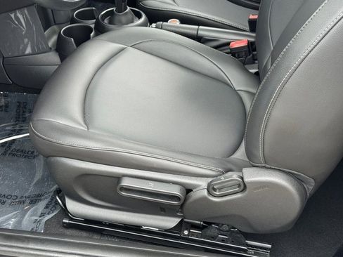 Used 2020 MINI Cooper 2-Door Hardtop image 13