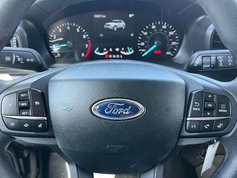 Used 2024 Ford Explorer 2WD image 28
