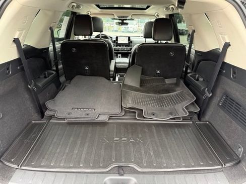 Used 2023 Nissan Pathfinder SL w/ SL Premium Package AWD/4WD image 24