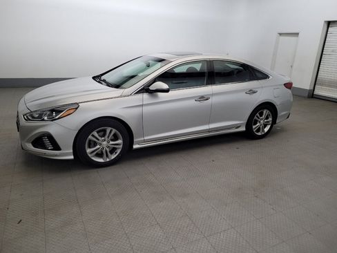 Used 2018 Hyundai Sonata Sport FWD image 2