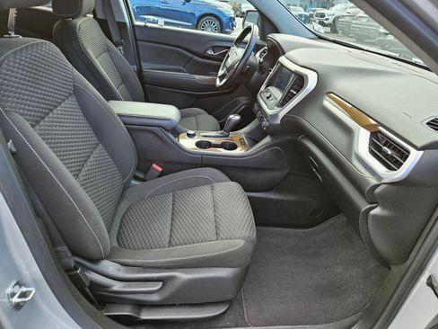 Used 2017 GMC Acadia SLE image 7