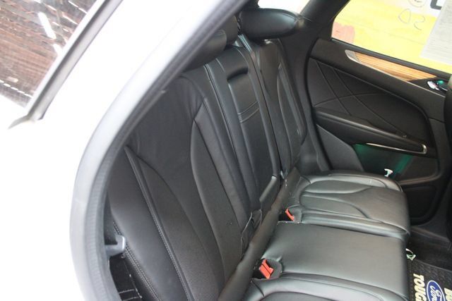 Used 2015 Lincoln MKC AWD w/ Equipment Group 101A Select image 9