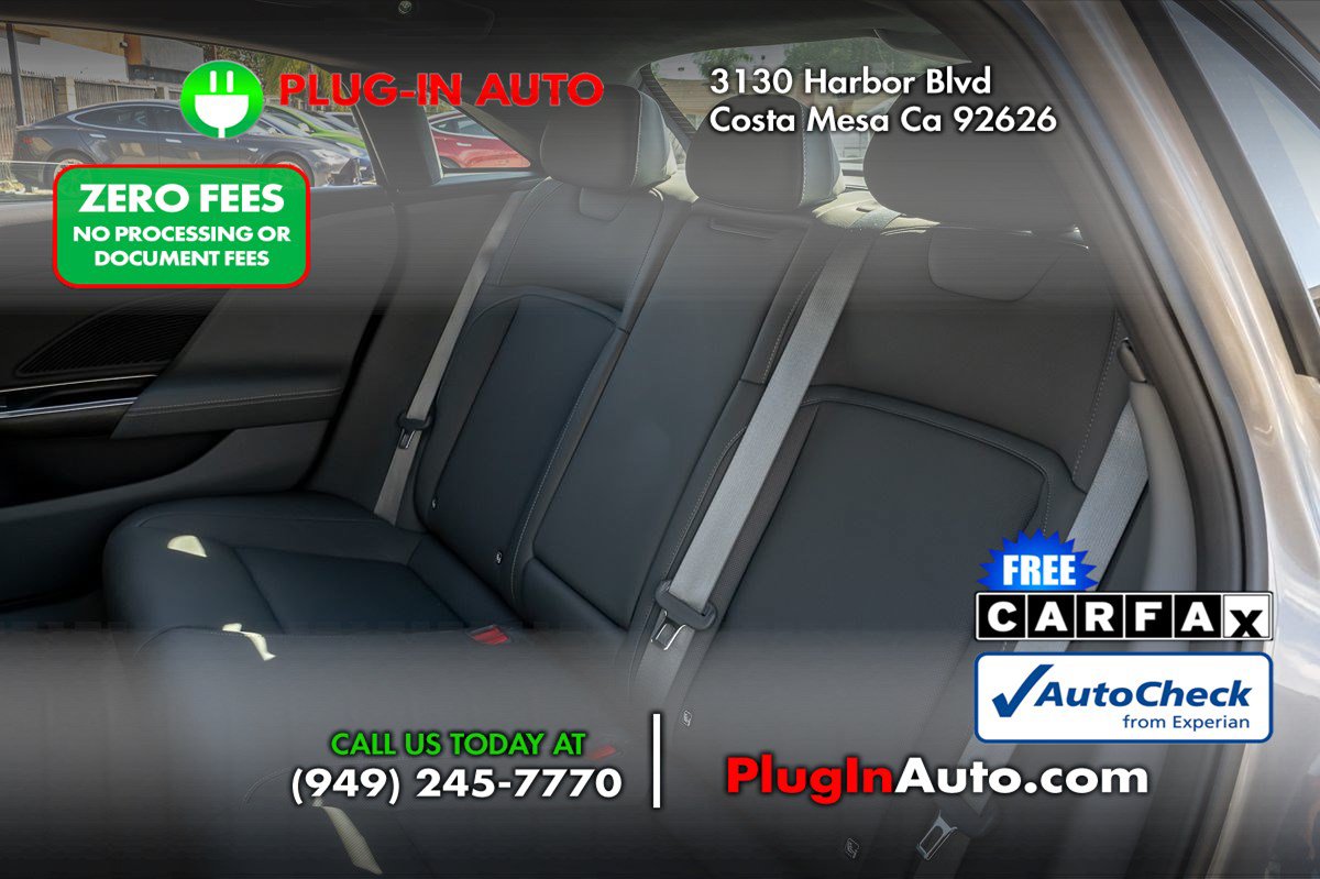 Used 2024 Lucid Air Pure RWD image 9