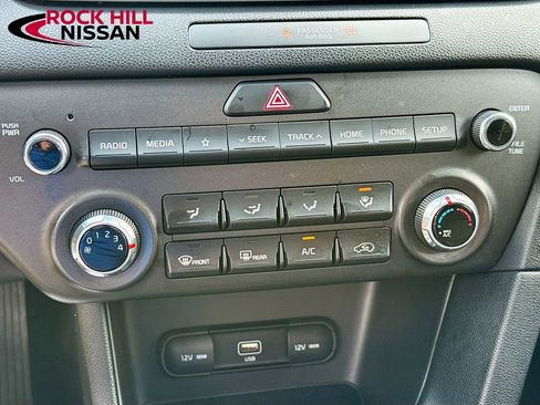 Used 2020 Kia Sportage LX image 15