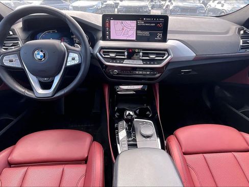 Used 2024 BMW X4 xDrive30i w/ Premium Package image 18