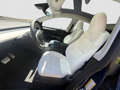 Used 2023 Tesla Model Y Performance AWD/4WD image 15