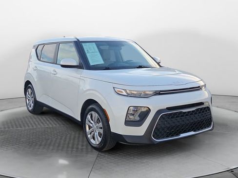 Used 2022 Kia Soul LX FWD image 7