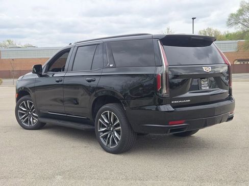 Used 2023 Cadillac Escalade Sport AWD/4WD image 15
