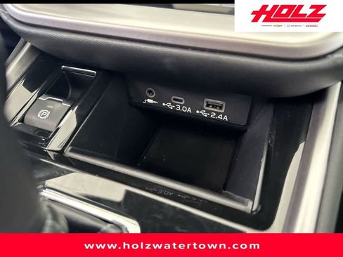 Used 2024 Subaru Outback Premium AWD/4WD image 26