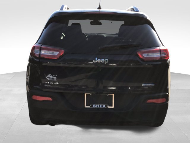 Used 2015 Jeep Cherokee Latitude w/ Cold Weather Group AWD/4WD image 7