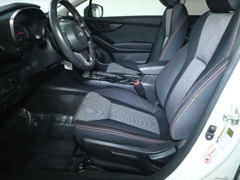 Used 2019 Subaru Crosstrek 2.0i Premium w/ Moonroof Package AWD/4WD image 18