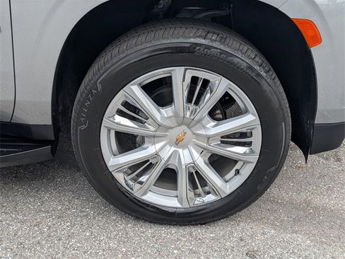 Certified 2024 Chevrolet Suburban High Country w/ Max Trailering Package image 9