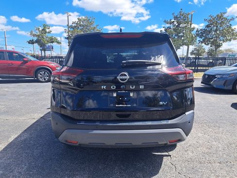 Certified 2023 Nissan Rogue SV w/ SV Premium Package image 7