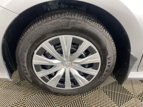 Used 2024 Toyota Camry LE image 26