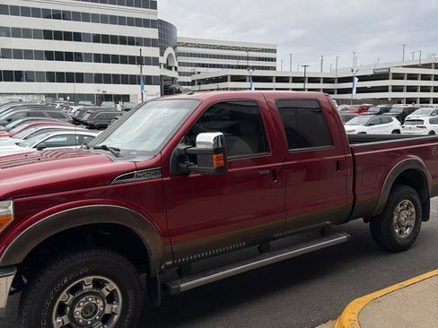 Used 2016 Ford F250 Lariat w/ Chrome Package image 1