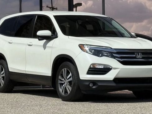 Used 2017 Honda Pilot EX image 17