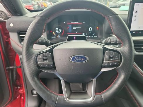 Used 2025 Ford Explorer ST-Line image 15