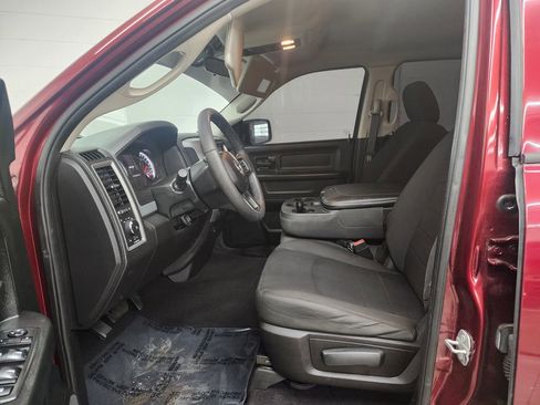 Used 2019 RAM 1500 Express w/ Express Value Package image 12