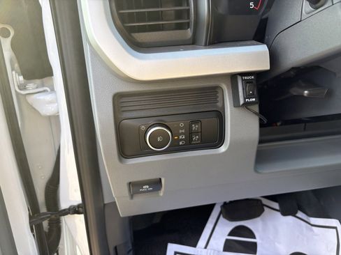 New 2025 Ford F550 4x4 Regular Cab Super Duty image 22