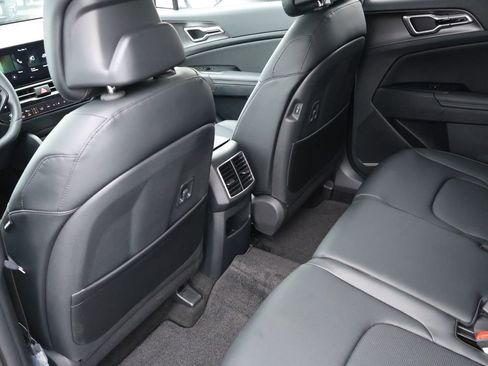 New 2026 Kia Sportage EX image 11