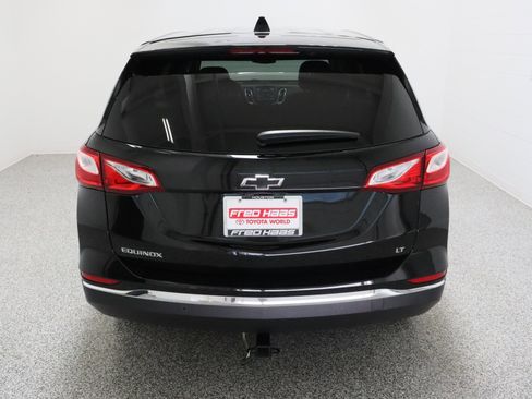 Used 2020 Chevrolet Equinox LT w/ Driver Convenience Package image 8