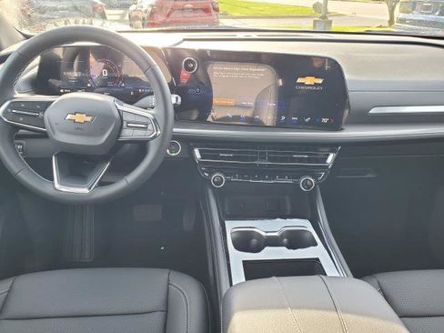 New 2026 Chevrolet Traverse LT w/ Driver Confidence Package image 26