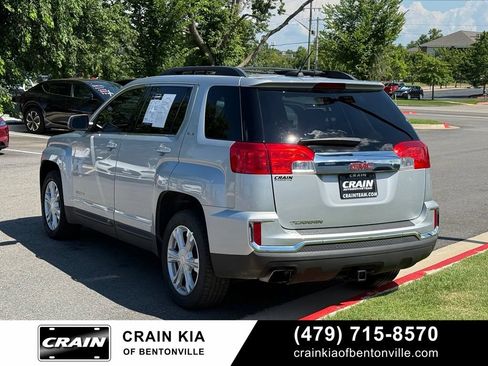 Used 2017 GMC Terrain SLE w/ Convenience Package FWD image 5