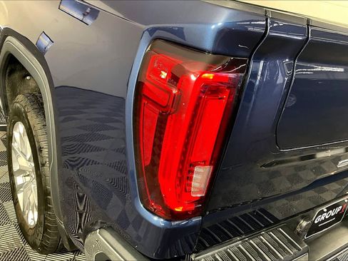 Used 2019 GMC Sierra 1500 SLT image 28