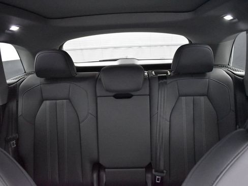 Used 2025 Audi Q5 Premium Plus w/ Premium Plus AWD/4WD image 17