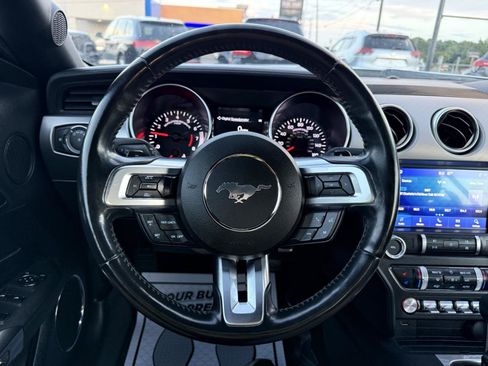 Used 2021 Ford Mustang Premium RWD image 15