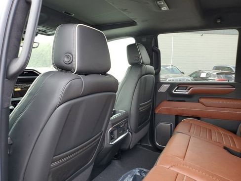 New 2026 GMC Sierra 2500 Denali Ultimate w/ Max Trailering Package image 11