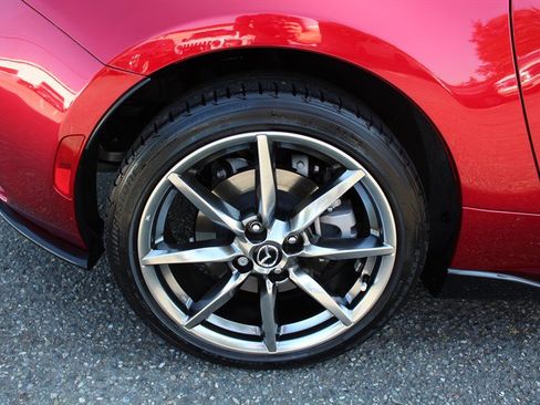Used 2022 MAZDA MX-5 Miata Grand Touring RWD image 32