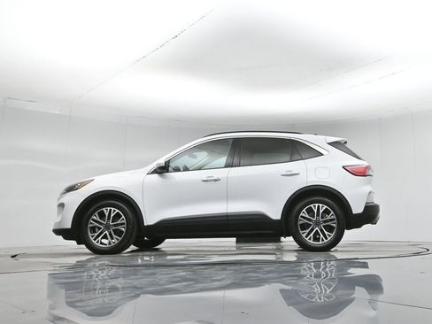 Certified 2020 Ford Escape SEL FWD image 6
