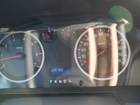 Used 2012 RAM 1500 Express AWD/4WD image 11