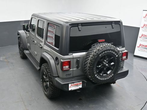 Used 2021 Jeep Wrangler Unlimited Willys image 32