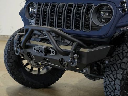 Used 2025 Jeep Wrangler Unlimited Rubicon w/ Technology Group image 73