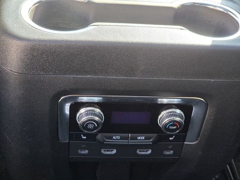 Used 2022 GMC Yukon AT4 w/ AT4 Premium Plus Package AWD/4WD image 14