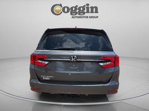 Used 2023 Honda Odyssey EX-L image 4